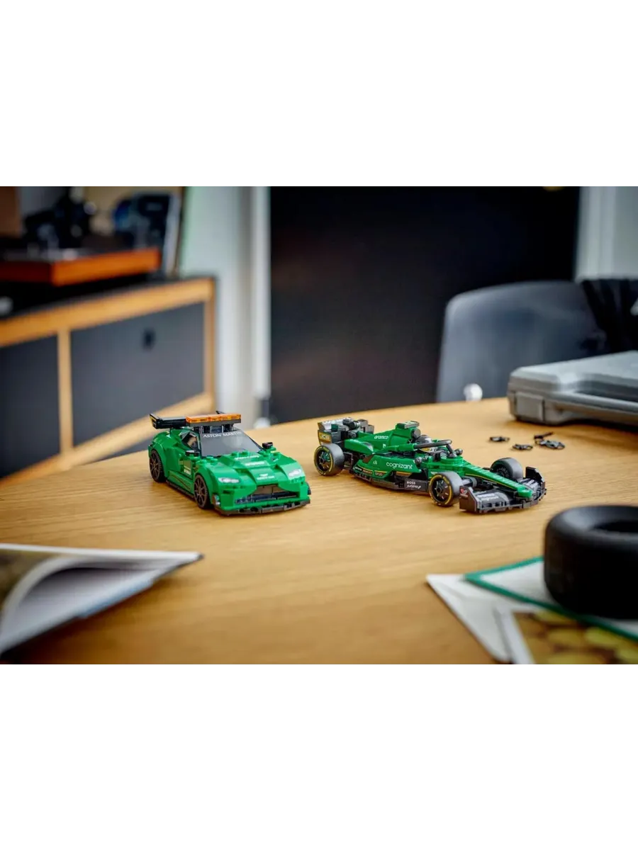 Конструктор Speed Champions 76925 Aston Martin Valkyrie AMR — фото 3