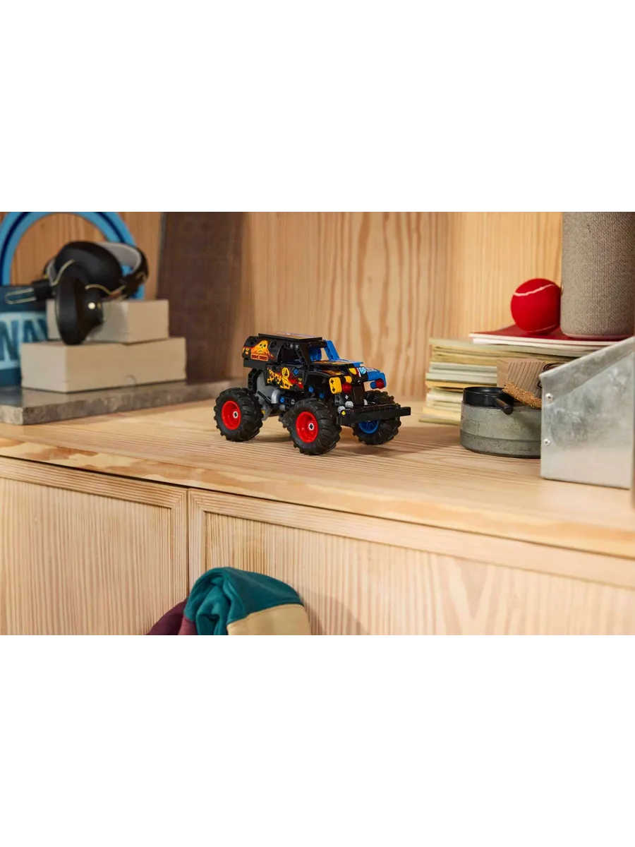 Конструктор Technic 42219 Monster Jam огонь и лед — фото 8