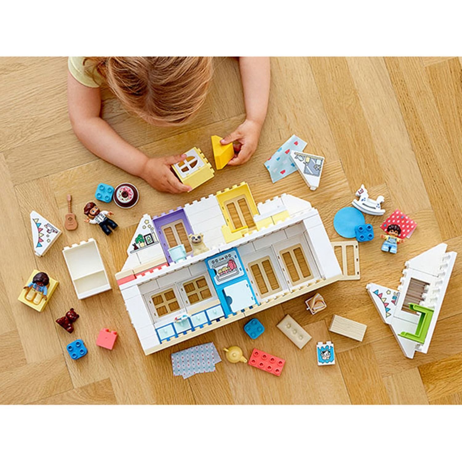 Модульный игрушечный дом LEGO 10929 DUPLO Town — фото 10