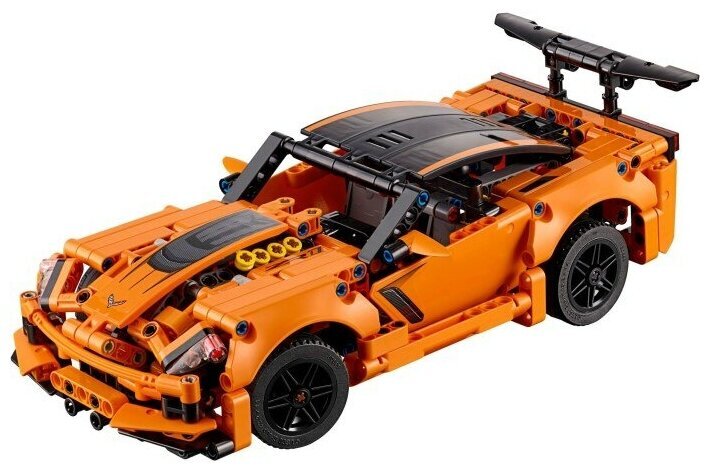 Конструктор LEGO Technic Chevrolet Corvette ZR1 42093 — фото 4