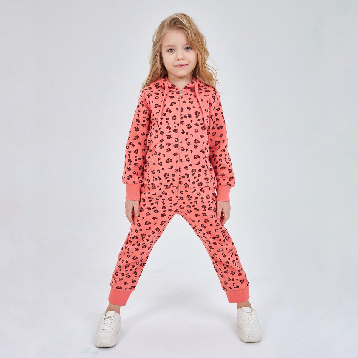 Персиковый комбинезон для девочки из футера KOGANKIDS — фото 4
