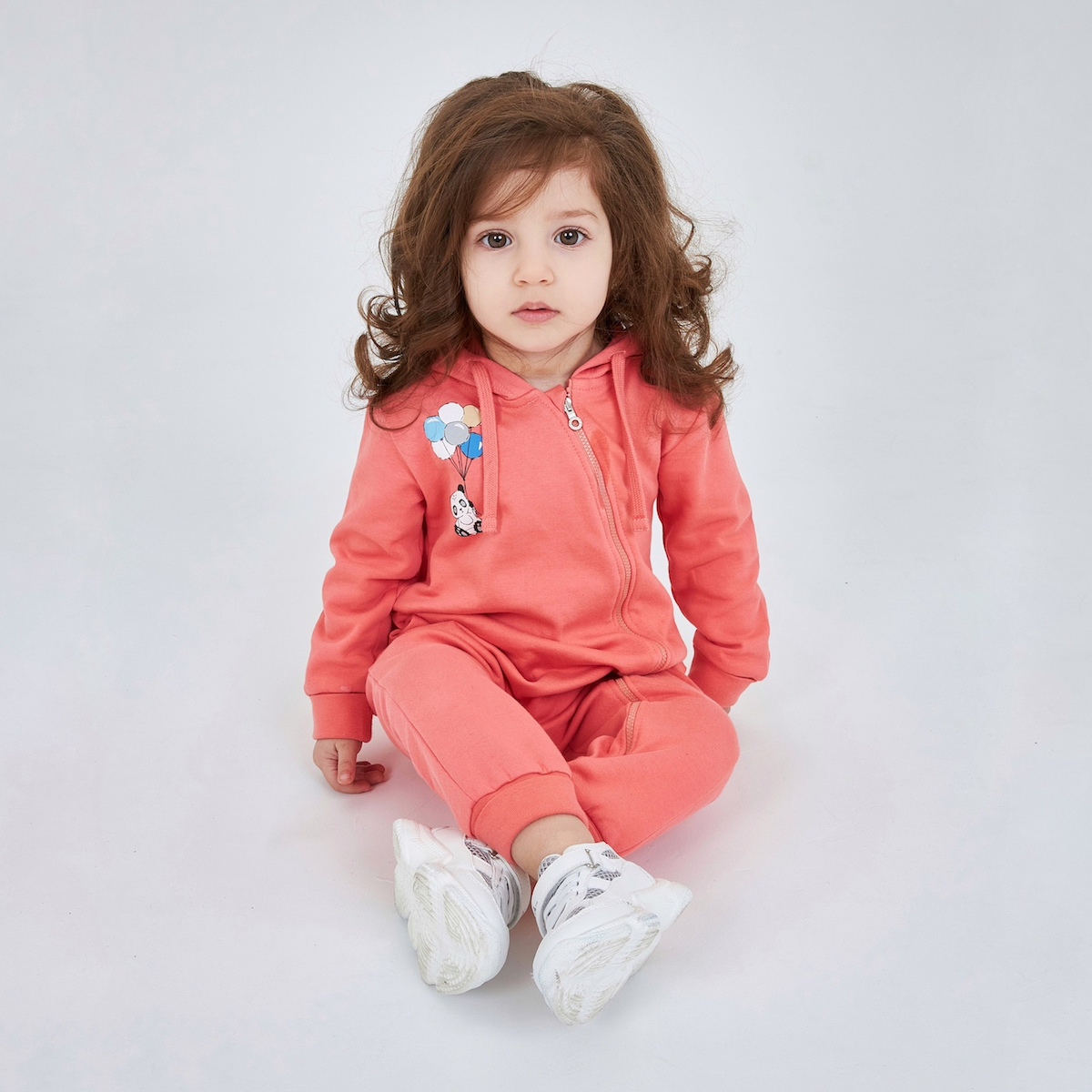 Персиковый комбинезон для девочки из футера KOGANKIDS — фото 8