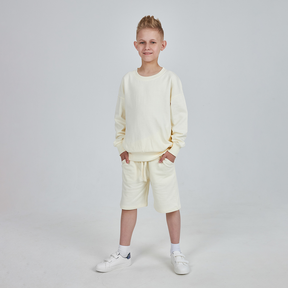 Комплект для девочки из джемпера и шорт KOGANKIDS — фото 11