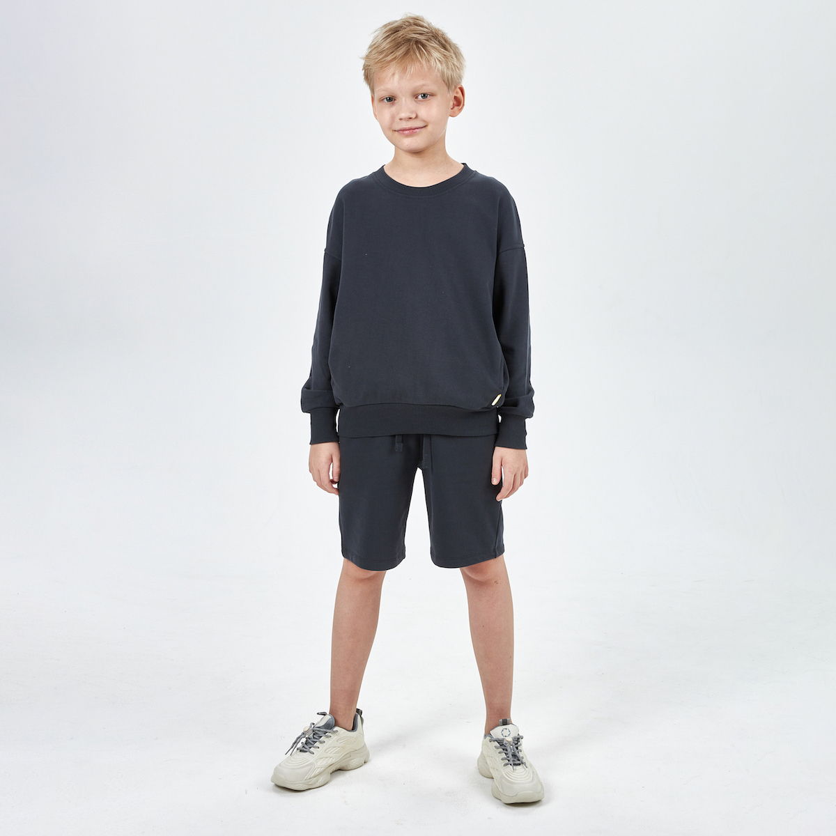 Комплект для мальчика из джемпера и шорт KOGANKIDS — фото 17