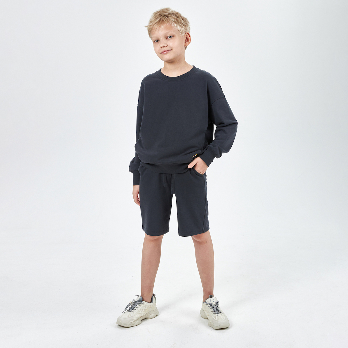 Комплект для мальчика из джемпера и шорт KOGANKIDS — фото 18