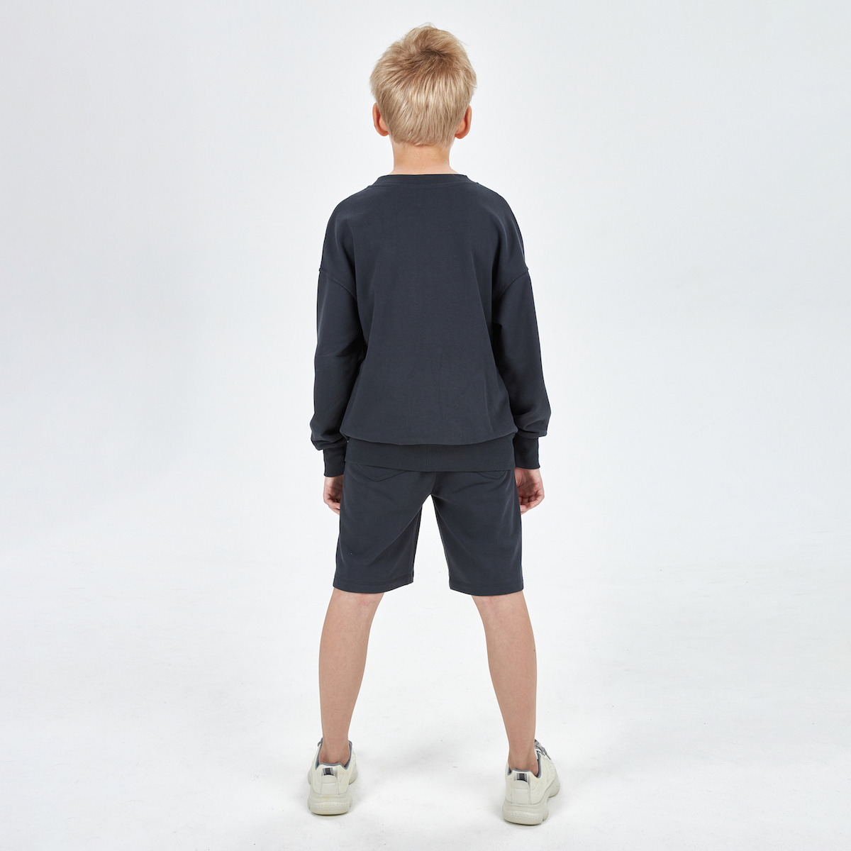 Комплект для мальчика из джемпера и шорт KOGANKIDS — фото 19