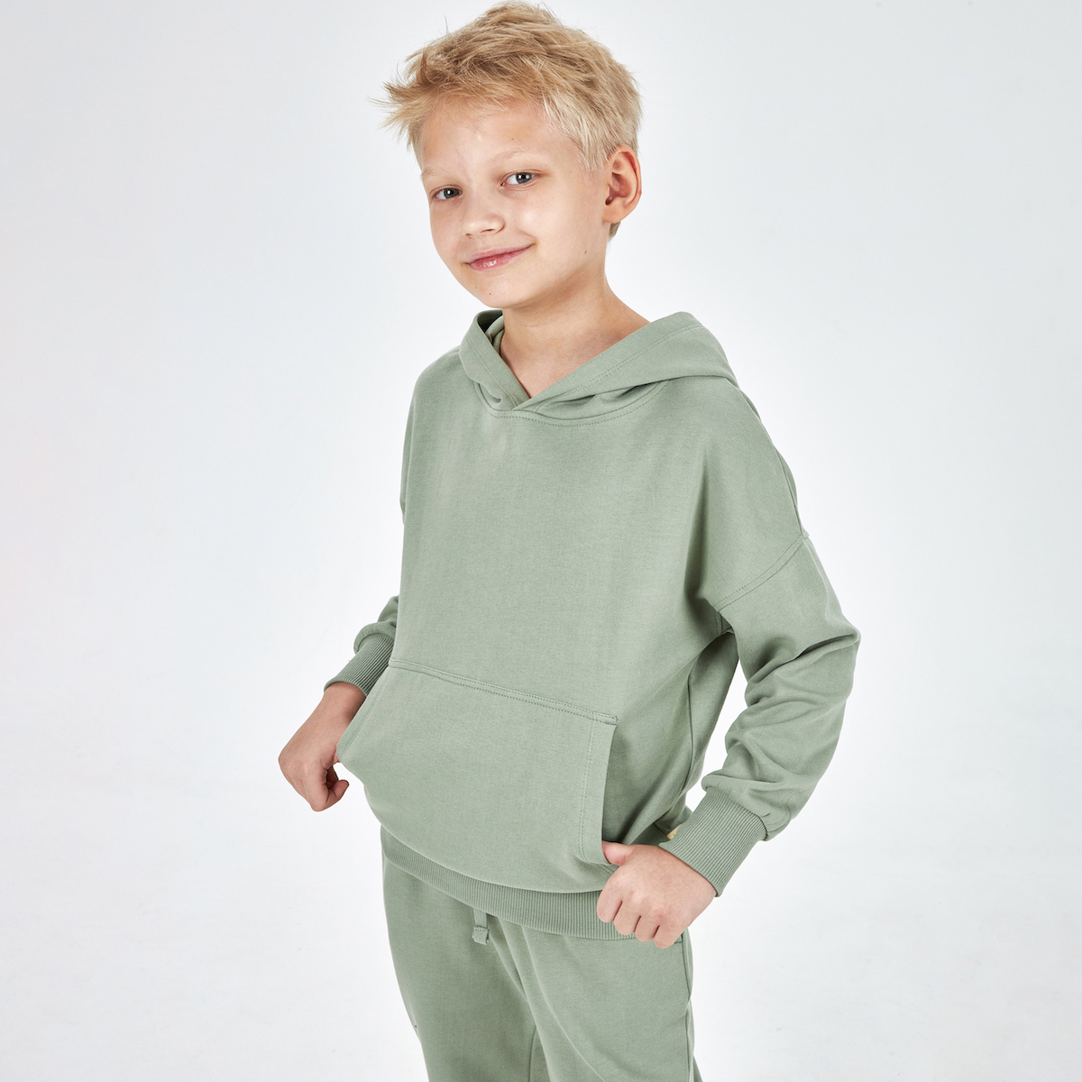 Комплект для мальчика из джемпера и брюк KOGANKIDS — фото 14
