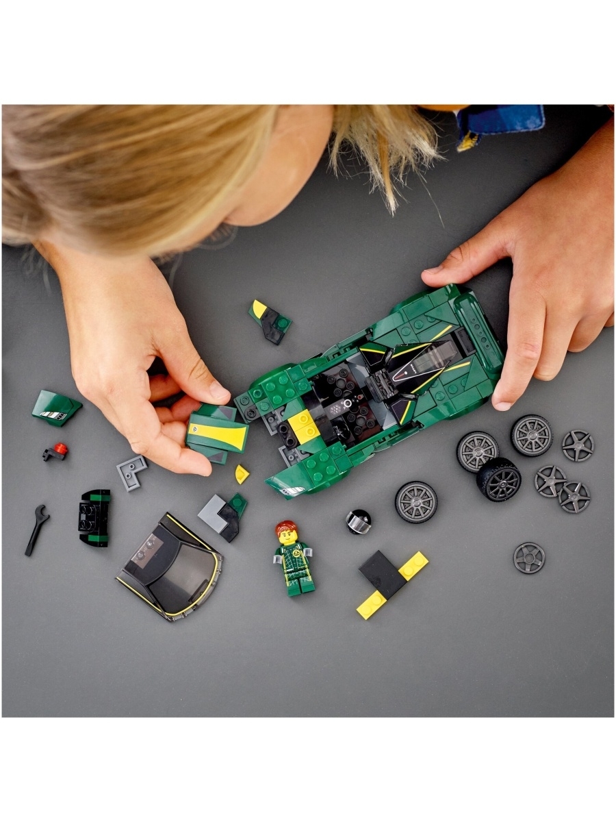 Конструктор LEGO Speed Champions 76907 Lotus Evija — фото 24