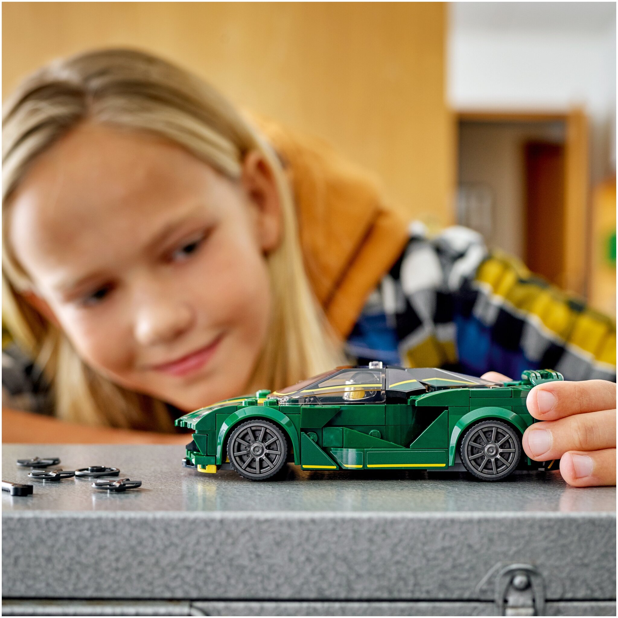 Конструктор LEGO Speed Champions 76907 Lotus Evija — фото 12