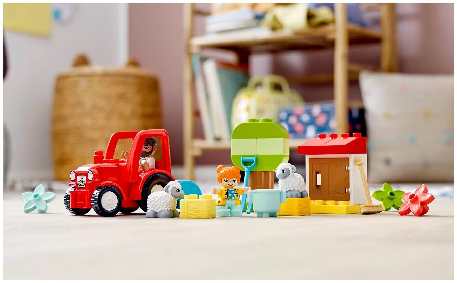 Конструктор LEGO DUPLO Town 10950 Фермерский трактор и животные — фото 13