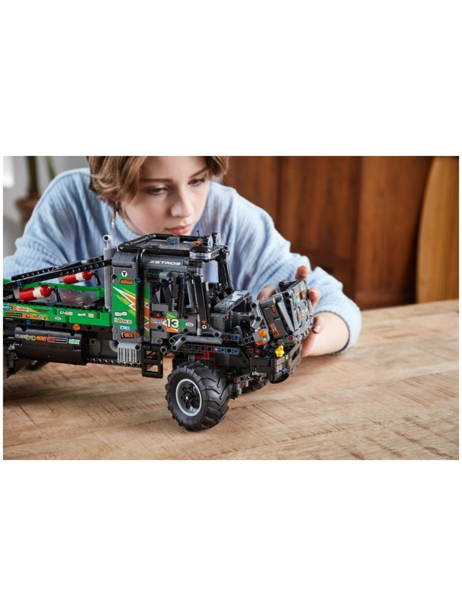 Конструктор LEGO Technic 42129 Полноприводный грузовик-внедорожник Mercedes-Benz Zetros — фото 25