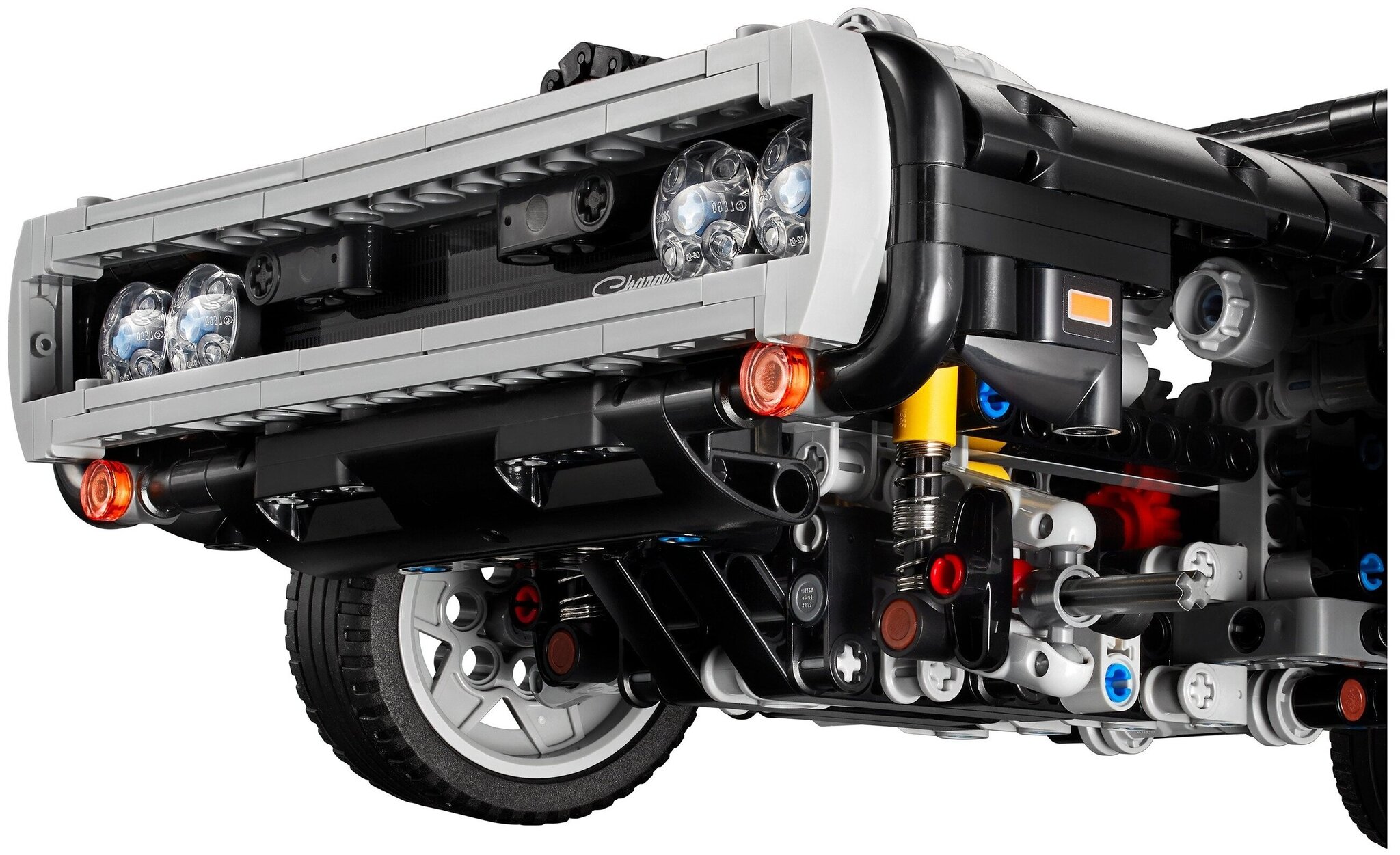 Конструктор LEGO Technic 42111 Dodge Charger Доминика Торетто — фото 8