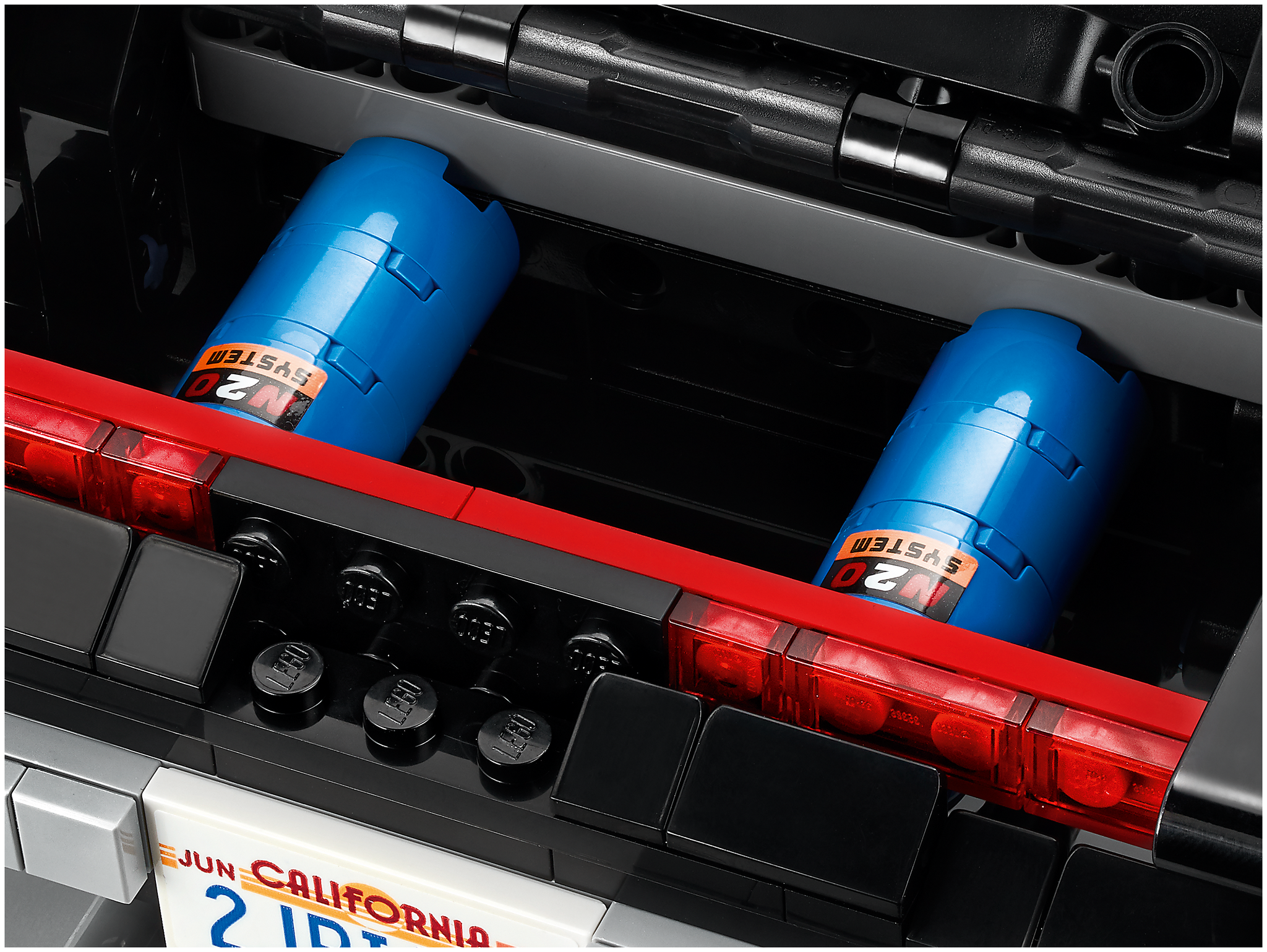 Конструктор LEGO Technic 42111 Dodge Charger Доминика Торетто — фото 10