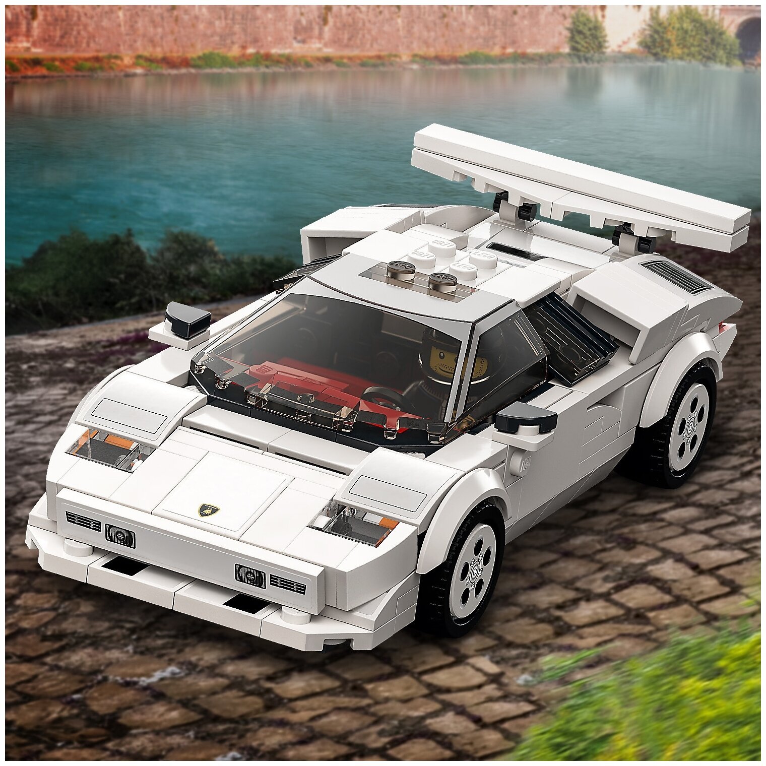 Конструктор LEGO Speed Champions 76908 Lamborghini Countach — фото 7