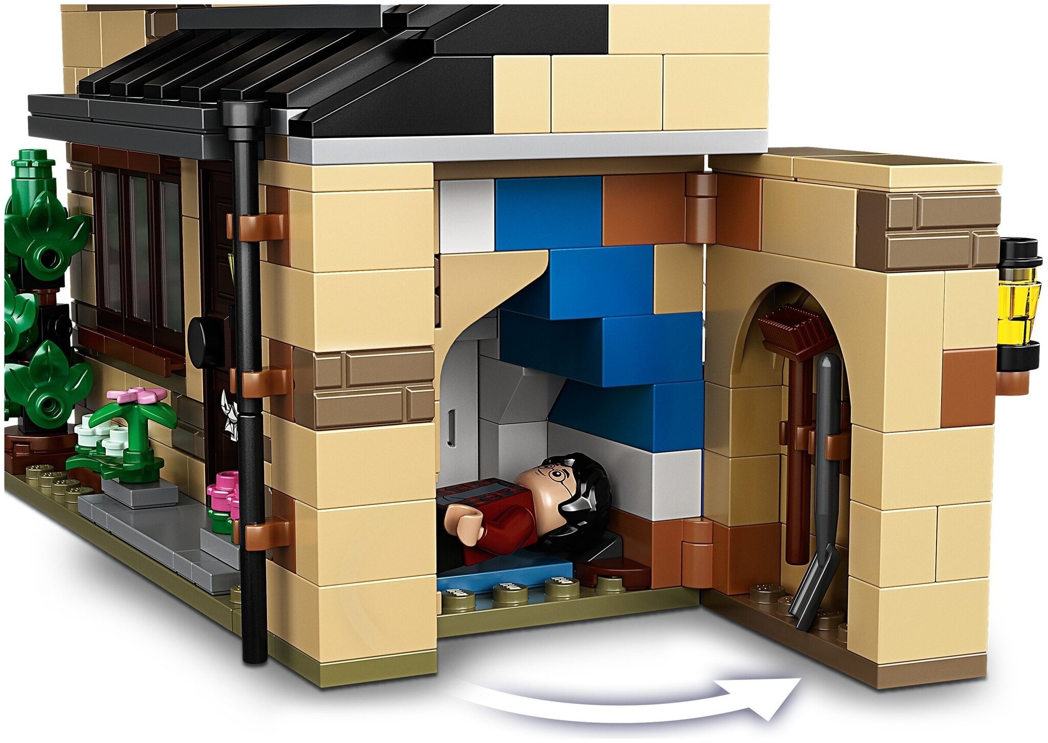 Конструктор LEGO Harry Potter 75968 Тисовая улица, дом 4 — фото 7