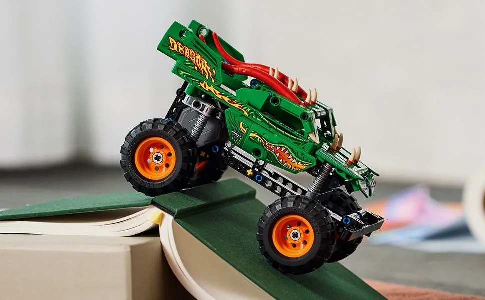 Конструктор LEGO Technic 42149 Monster Jam Дракон — фото 8