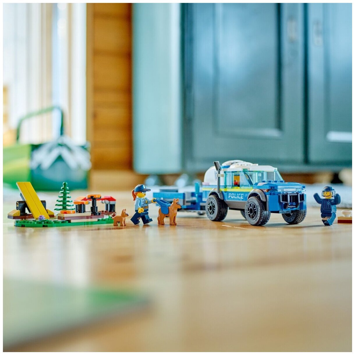 Конструктор LEGO City 60369 Дрессировка полицейской собаки — фото 11