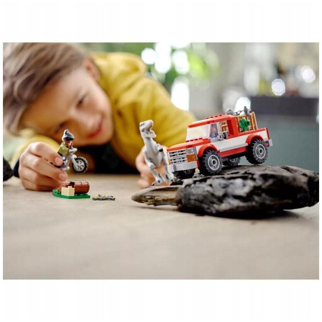 Конструктор LEGO Jurassic World 76946 Захват синего и бета-велоцираптора — фото 4