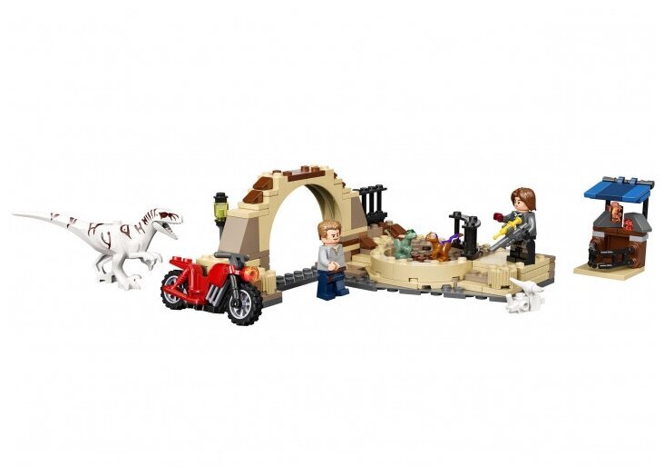 Конструктор LEGO Jurassic World 76945 Атроцираптор: погоня на мотоцикле — фото 7
