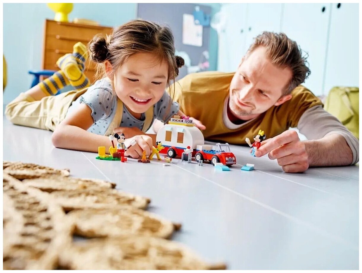 Конструктор LEGO 10777 Disney "Микки Маус и Минни Маус за городом" — фото 14