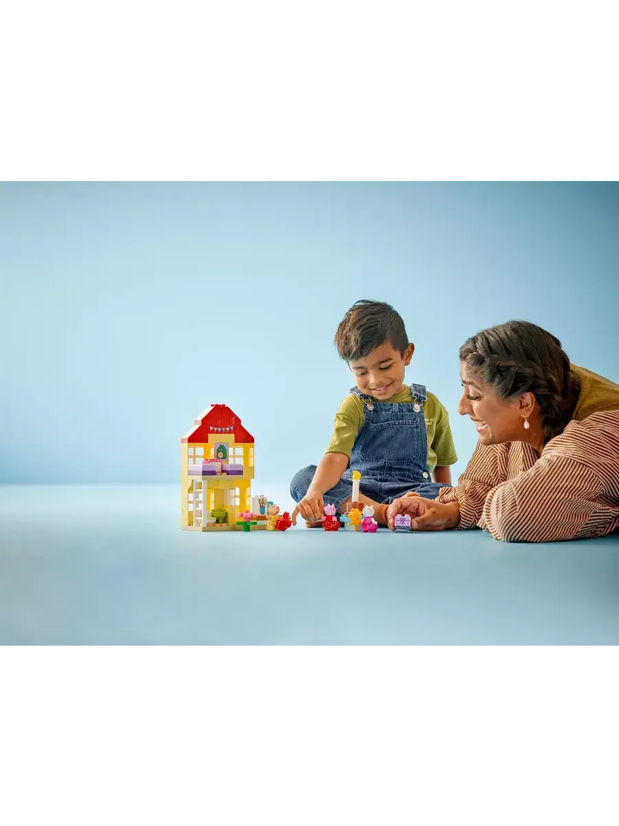 Конструктор LEGO DUPLO 10433 Свинка Пеппа: домик для дня рождения — фото 7